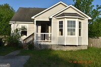 Building Photo - 1884 Cedar Ave