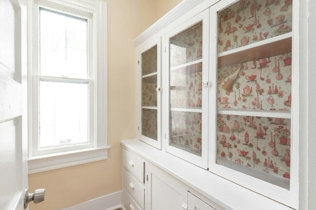 Building Photo - 3794 W 38th St