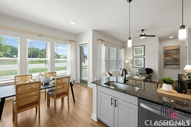 Building Photo - 180 Newton Bridge Rd