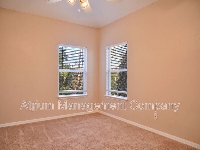 Building Photo - 590 Pinebranch Cir