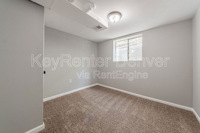 Building Photo - 10300 W 107th Ct