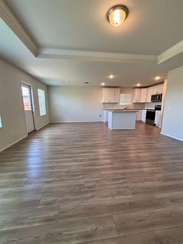 Building Photo - 4444 Sagecroft Rd