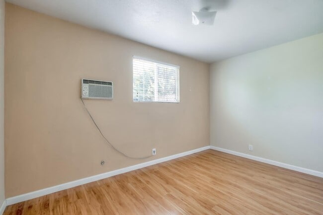 Building Photo - 4754 Bret Harte Ct