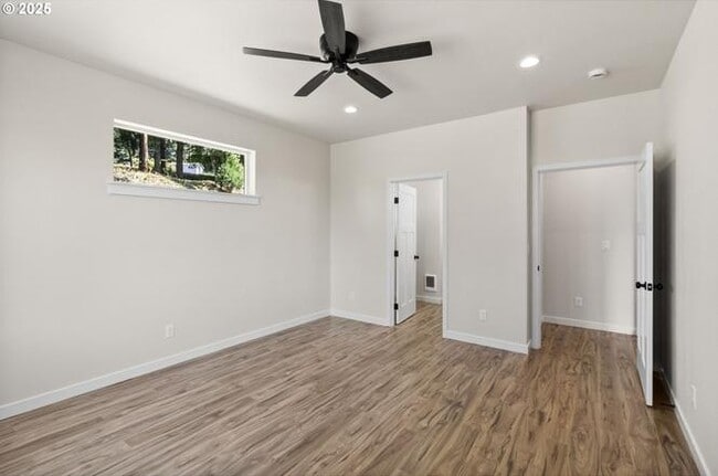 Building Photo - 85152 Winding Way