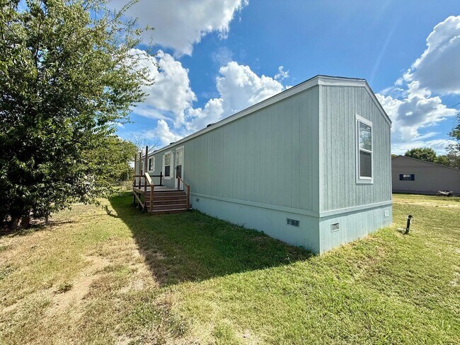 Primary Photo - For Rent – Nearly New Home in Elm Mott, TX