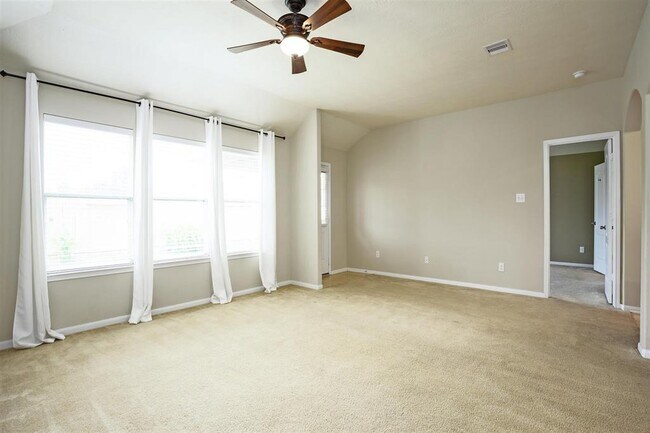 Building Photo - 11403 E Lake Gables Dr
