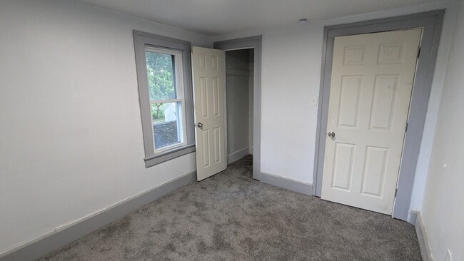 Building Photo - Welcome to this newly renovated gem locate...