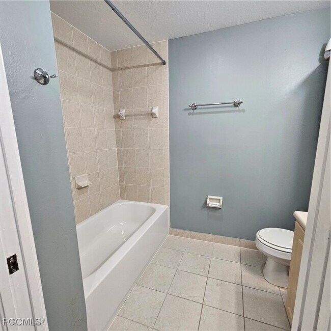 Building Photo - 8423 Bernwood Cove Loop