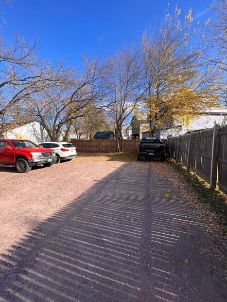 Building Photo - 72 Hyde St