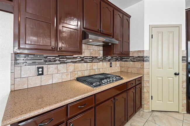 Building Photo - 1601 Chasewood Dr