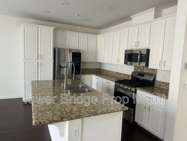 Building Photo - 5508 Copper Sunset Way
