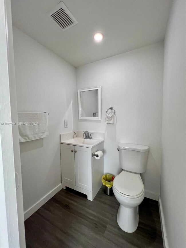 Building Photo - 2901 SW 58th St