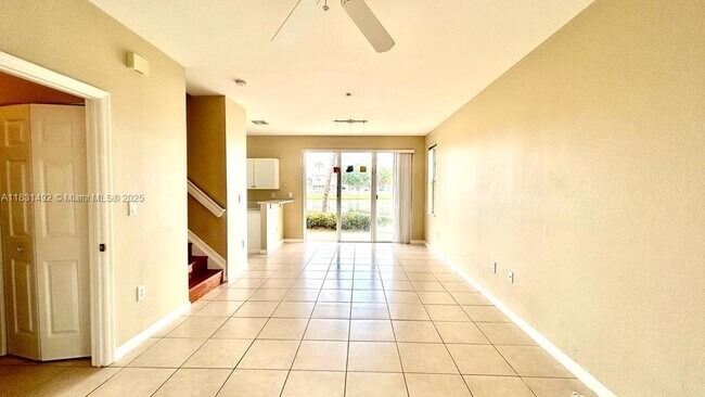 Building Photo - 677 NW 170th Terrace