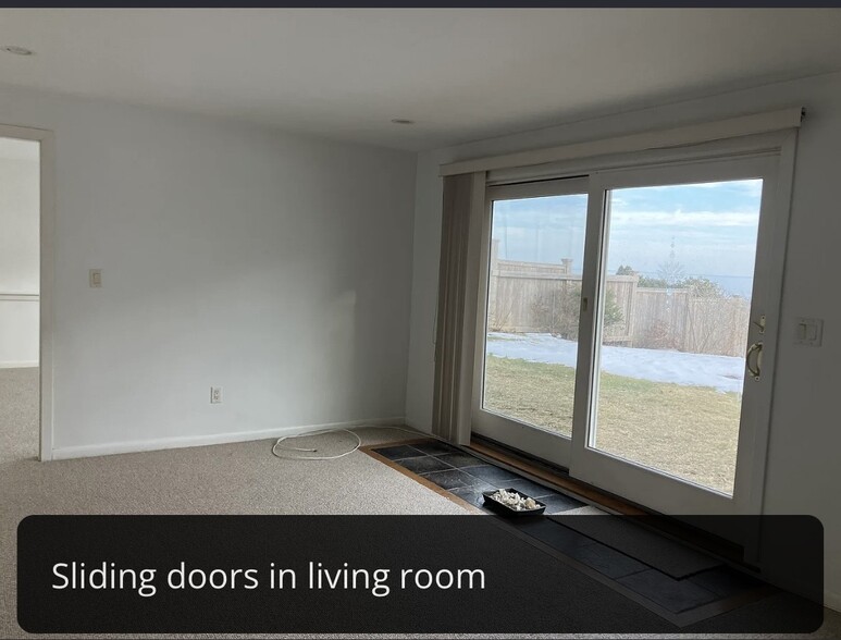 Building Photo - 12 Hesperus Cir