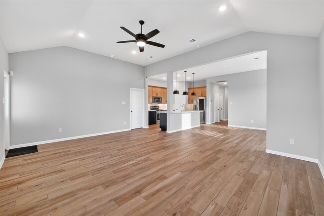 Building Photo - 27306 Ky Cv Ct