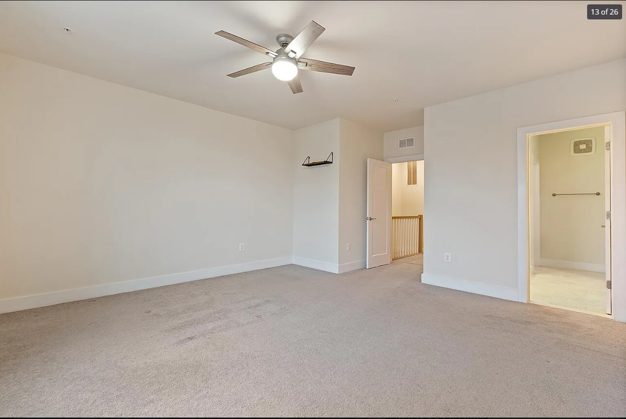 Building Photo - 613 Herndon Pky