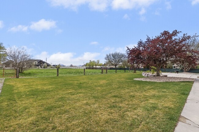 Building Photo - 3645 W Gentile St