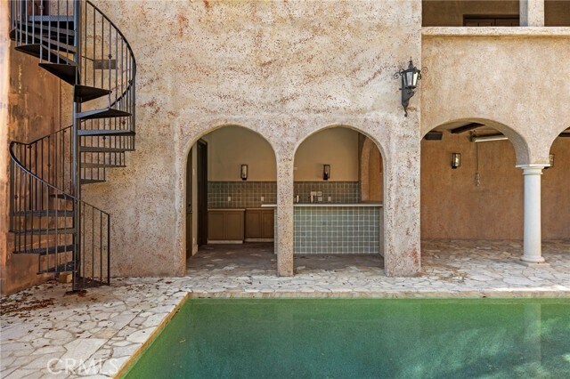 Building Photo - 1316 Beverly Grove Pl