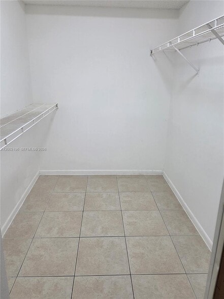 Building Photo - 8871 Wiles Rd