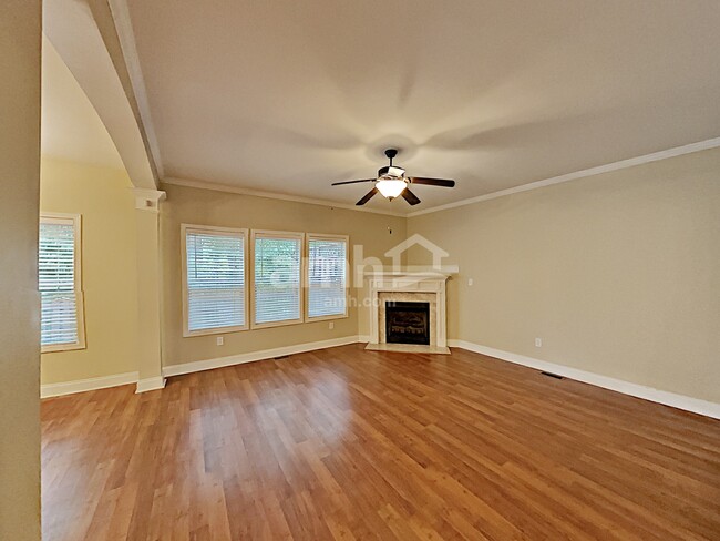 Building Photo - 252 Ascott Lane