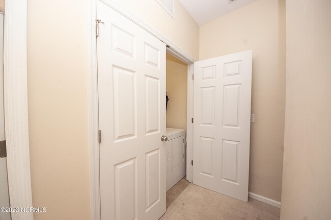 Building Photo - 316 Cedar Island Trail