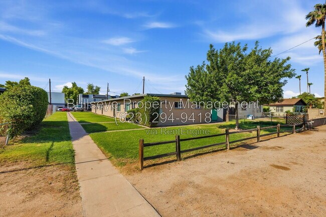 Building Photo - 1921 E Osborn Rd