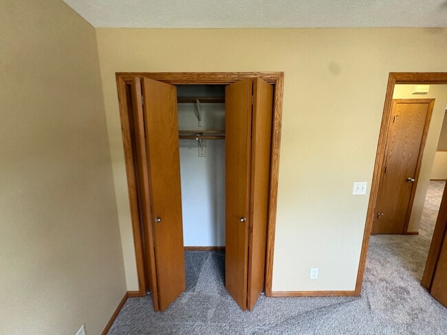 Building Photo - 6834 Whitewater Ln