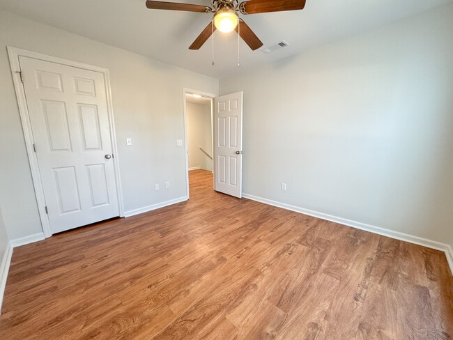 Building Photo - 249 Highpoint Rd