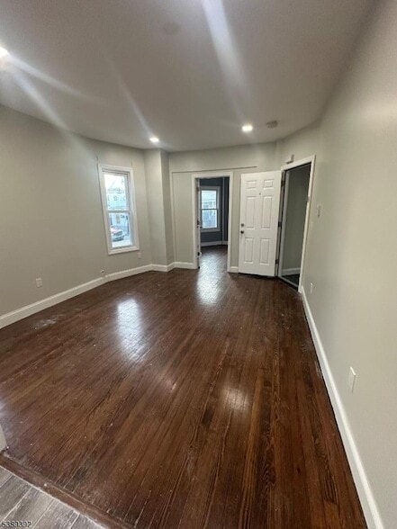 Primary Photo - 174 Watson Ave