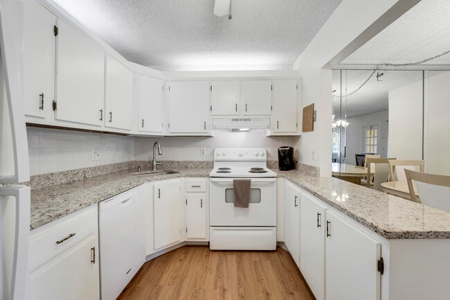 Building Photo - 5900 Whispering Pine Way