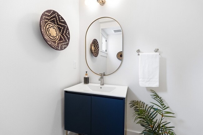 Building Photo - Freshly Remodeled Stunner Perched on the H...