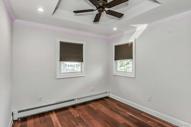 Building Photo - 956 Plum Tree Rd W