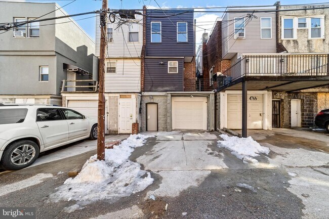 Building Photo - 4707 Sansom St