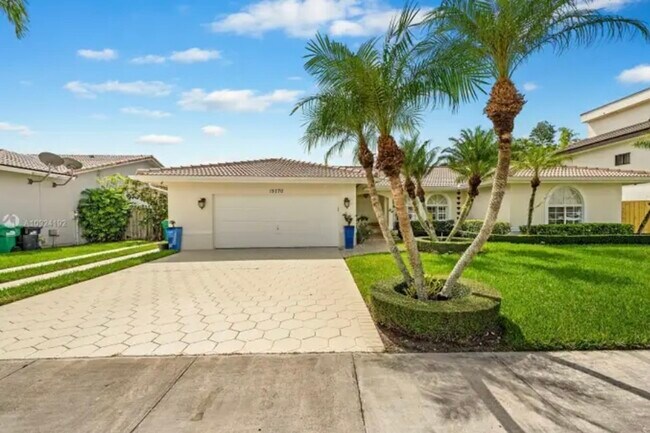 Building Photo - 15770 SW 141st Ct