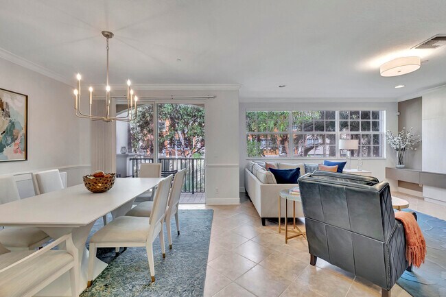 Building Photo - 5585 NE Trieste Way