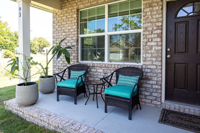 Building Photo - Destin- Bright & Modern 3-Bedroom Home wit...