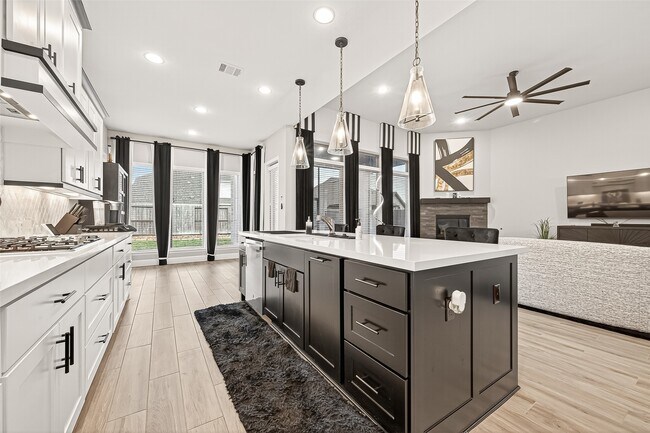 Building Photo - 2806 Sycamore Wood Trce