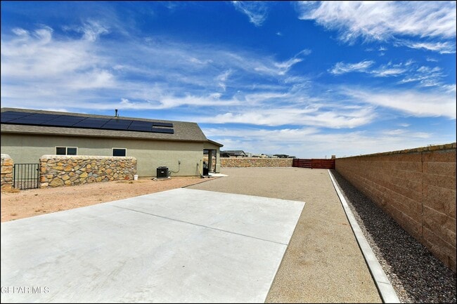 Building Photo - 11182 Blazing Star Pl