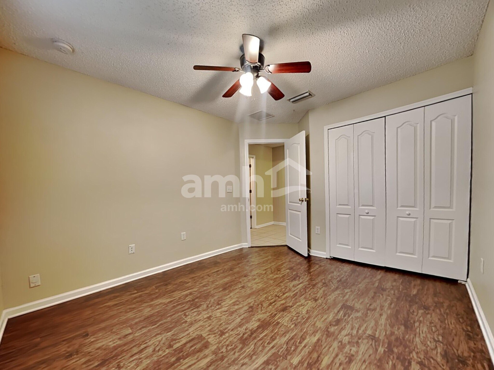 Building Photo - 11542 Brian Lakes Dr