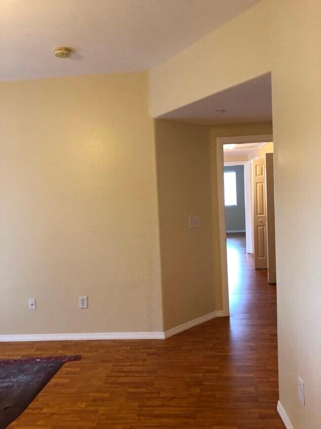 Building Photo - 833 Aspen Peak Loop