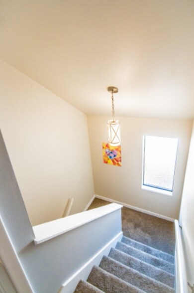 Building Photo - 809 E Drake Rd