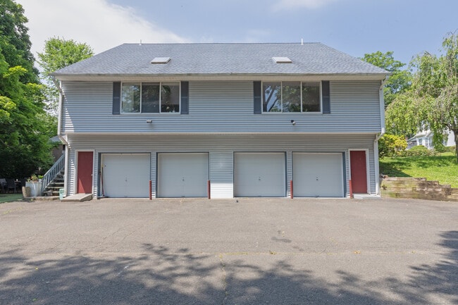 Primary Photo - 12 Beach St