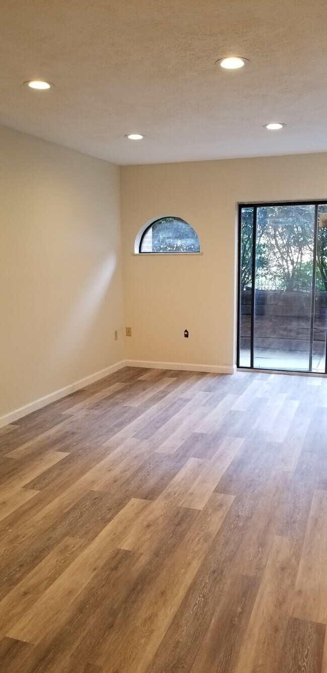 Building Photo - 3281 Kennett Sq