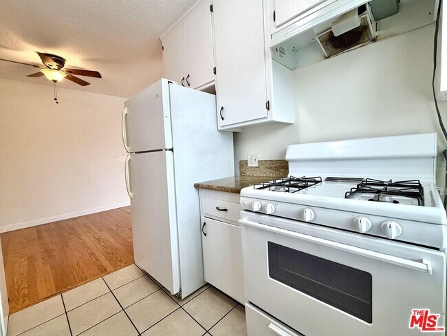 Building Photo - 1346 Cochran Ave