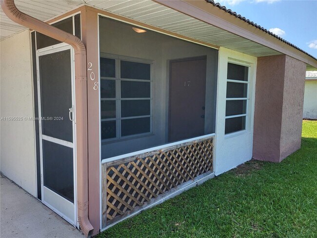 Building Photo - 208 Oakmont Pkwy