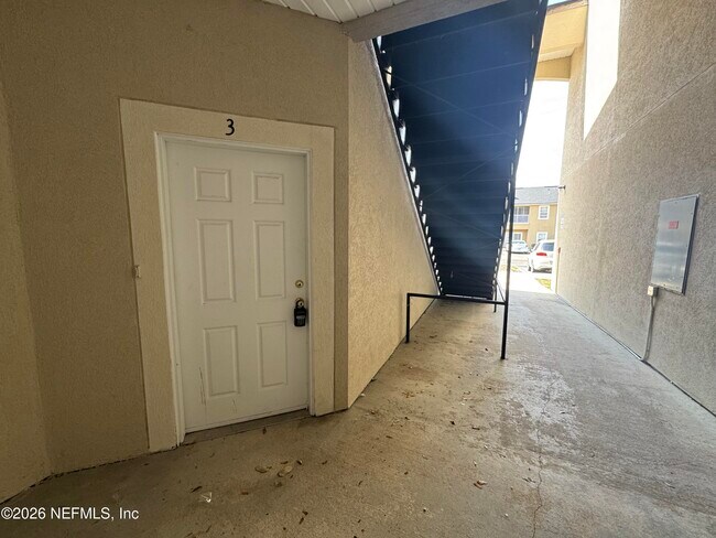 Building Photo - 5151 Playpen Dr