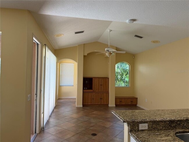 Building Photo - 8544 Park Shore Ln