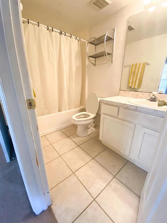 Building Photo - 2805 E Washington St