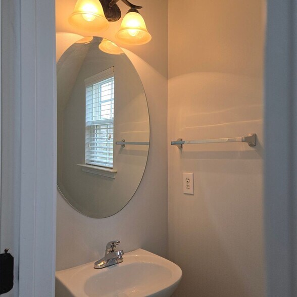 Building Photo - 17744 Trolley Crossing Way