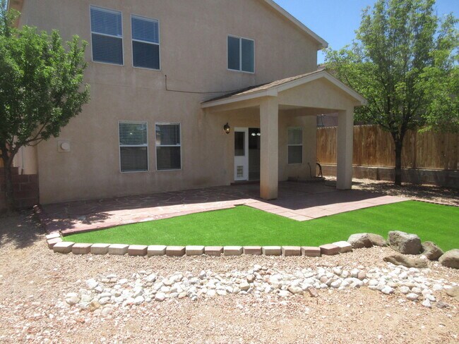 Building Photo - 5351 Feather Rock Pl NW